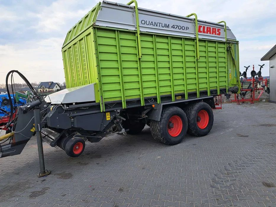 Claas Qantum 4700 P przyczepa samozbierająca - עגלת טעינה עצמית: תמונה 1 Claas Qantum 4700 P przyczepa samozbierająca - עגלת טעינה עצמית: תמונה 1