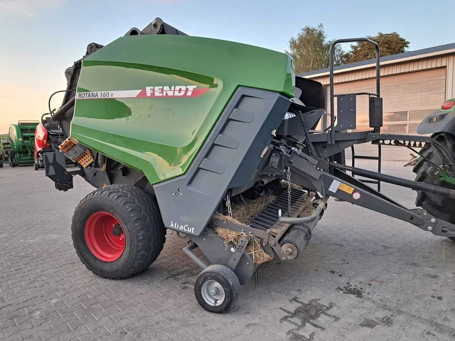 Fendt ROTANA 160V XtraCut - מכונת צרור עגולה: תמונה 1 Fendt ROTANA 160V XtraCut - מכונת צרור עגולה: תמונה 1