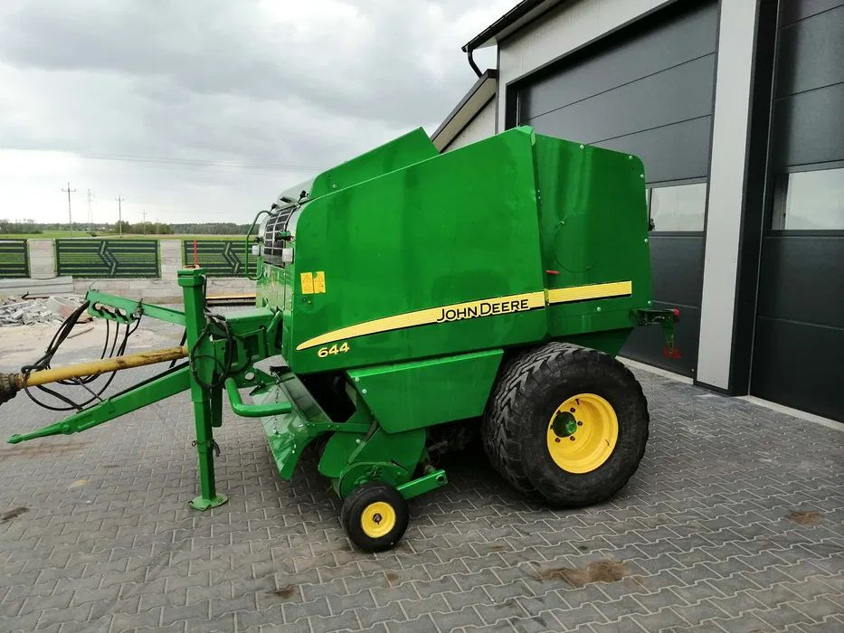 JOHN DEERE 644/2011r 578 PREMIUM opuszczana podloga cover edge - מכונת צרור עגולה: תמונה 1 JOHN DEERE 644/2011r 578 PREMIUM opuszczana podloga cover edge - מכונת צרור עגולה: תמונה 1