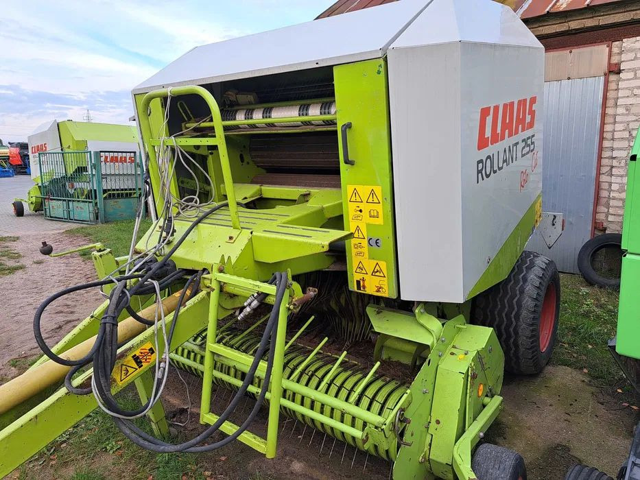 PRASA ROLUJĄCA CLAAS 255 RC - מכונת צרור עגולה: תמונה 1 PRASA ROLUJĄCA CLAAS 255 RC - מכונת צרור עגולה: תמונה 1
