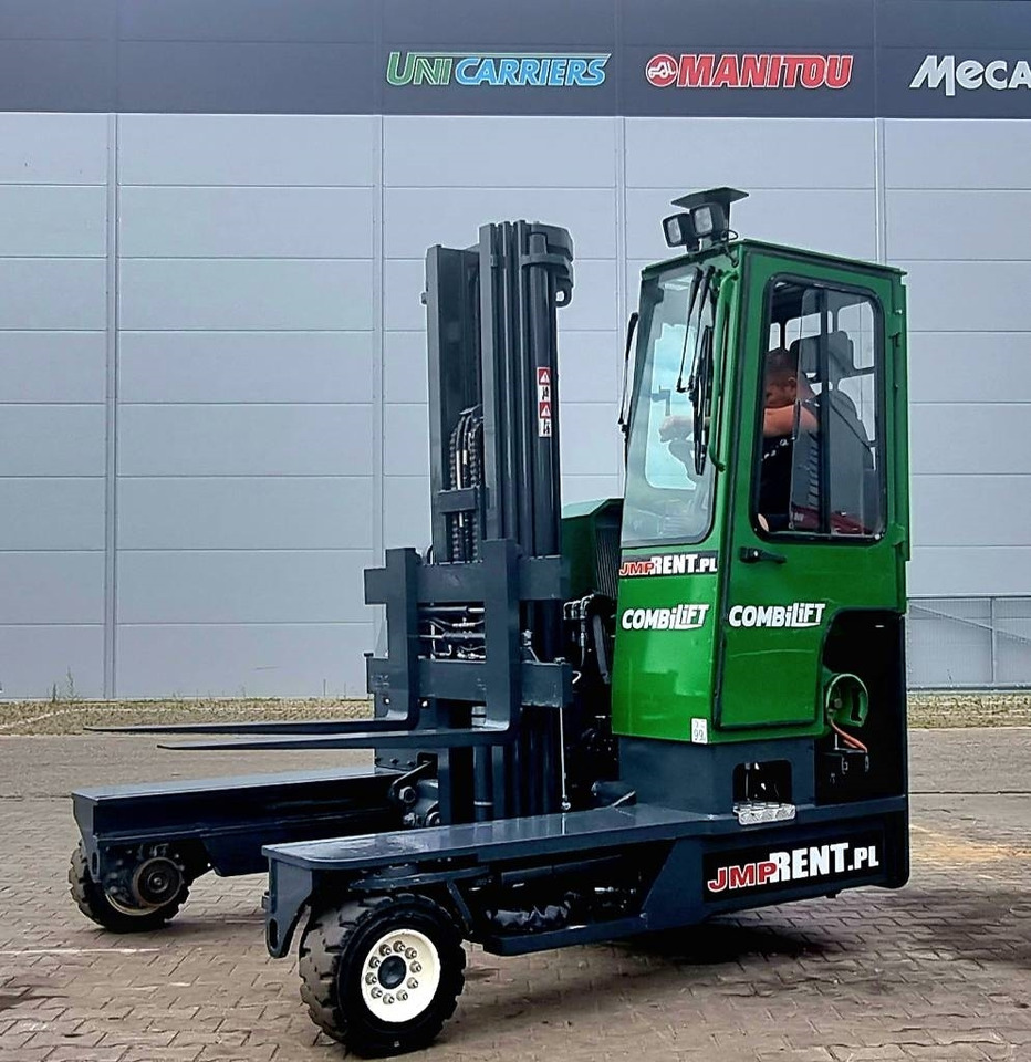 Combilift C 4000 LPG DEMO 196hrs - משאית הגעה ב-4 דרכים: תמונה 1 Combilift C 4000 LPG DEMO 196hrs - משאית הגעה ב-4 דרכים: תמונה 1