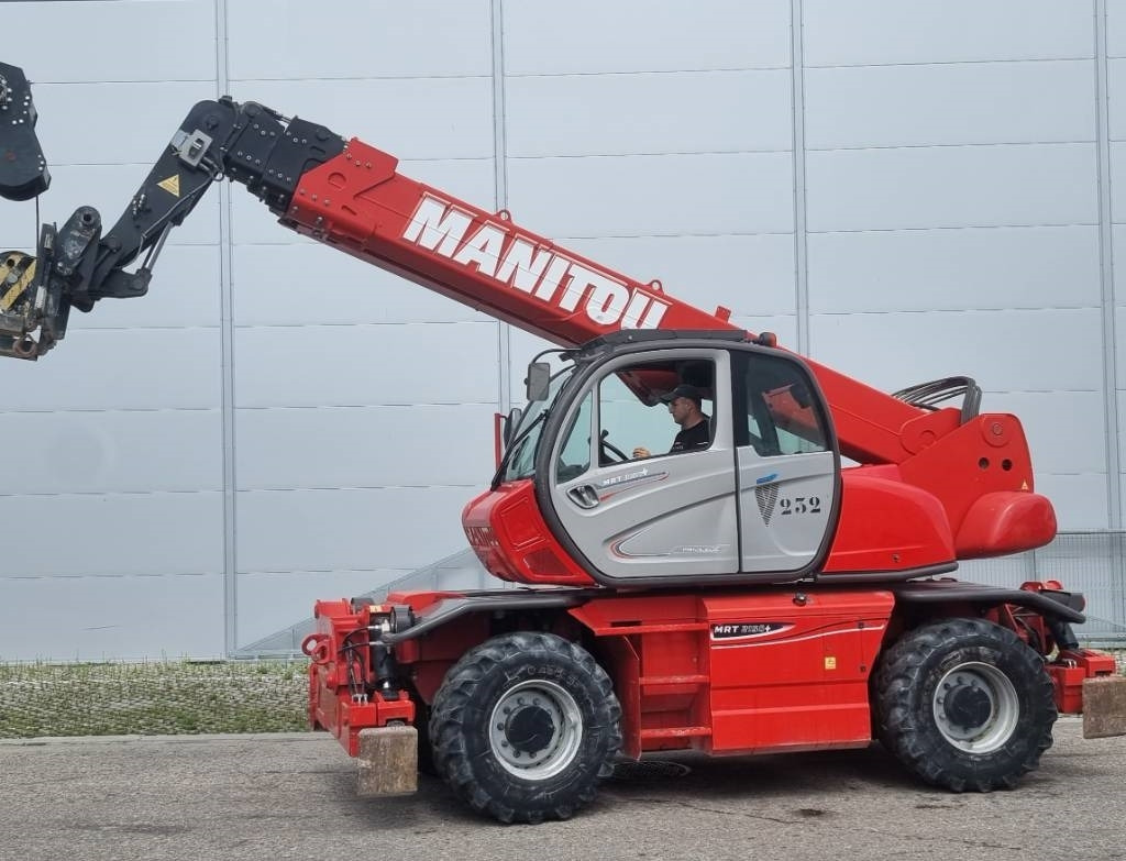 Manitou MRT 2150 Plus Privilege - מפעיל טלסקופי: תמונה 1 Manitou MRT 2150 Plus Privilege - מפעיל טלסקופי: תמונה 1