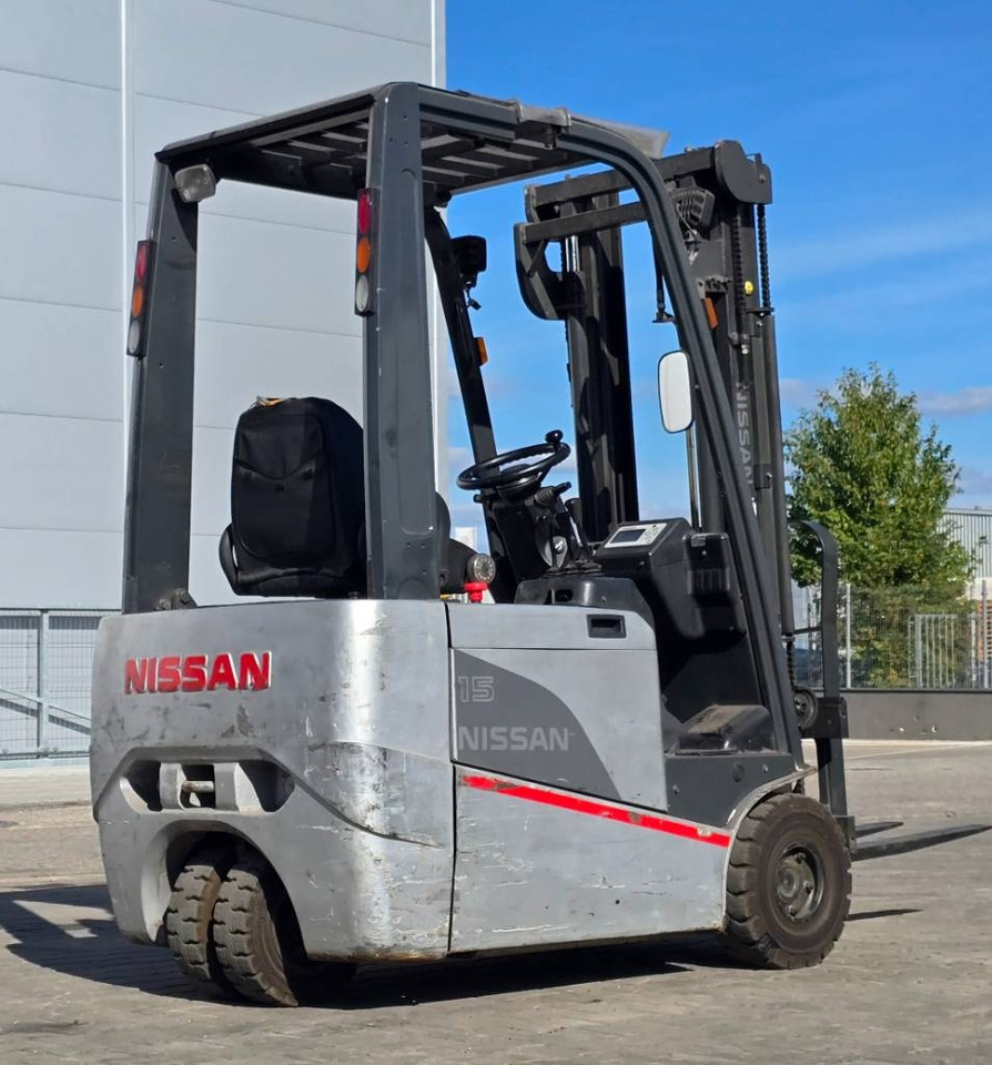 Nissan 1N1L 15Q - מלגזה חשמלית: תמונה 4 Nissan 1N1L 15Q - מלגזה חשמלית: תמונה 4