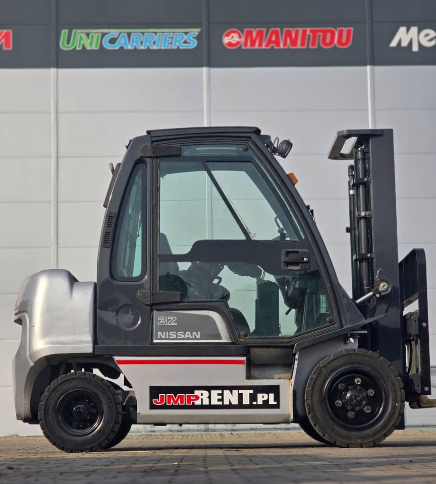 Nissan FGD02 A 32 Q - מלגזת LPG: תמונה 2 Nissan FGD02 A 32 Q - מלגזת LPG: תמונה 2
