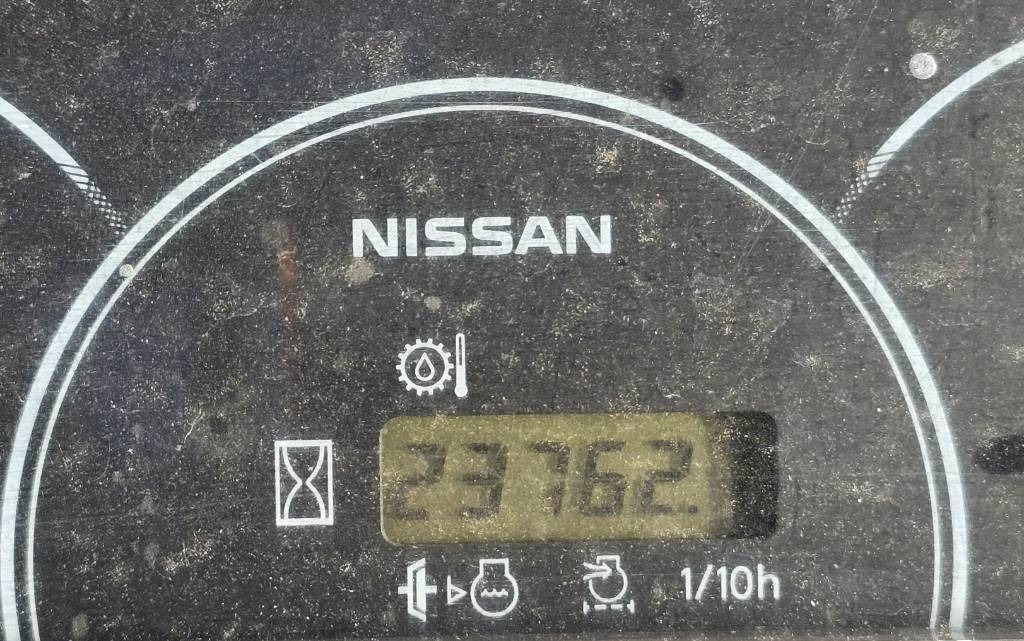 מלגזת LPG Nissan L01A15: תמונה 8 מלגזת LPG Nissan L01A15: תמונה 8