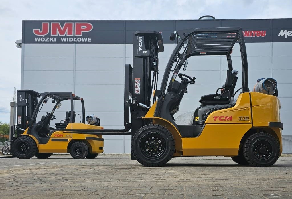 TCM FGE25-E2 UNUSED TRIPLEX 4700mm - מלגזת LPG: תמונה 2 TCM FGE25-E2 UNUSED TRIPLEX 4700mm - מלגזת LPG: תמונה 2