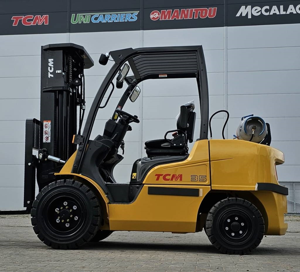 TCM FGE35-E2 BRAND NEW TR4700mm - מלגזת LPG: תמונה 2 TCM FGE35-E2 BRAND NEW TR4700mm - מלגזת LPG: תמונה 2