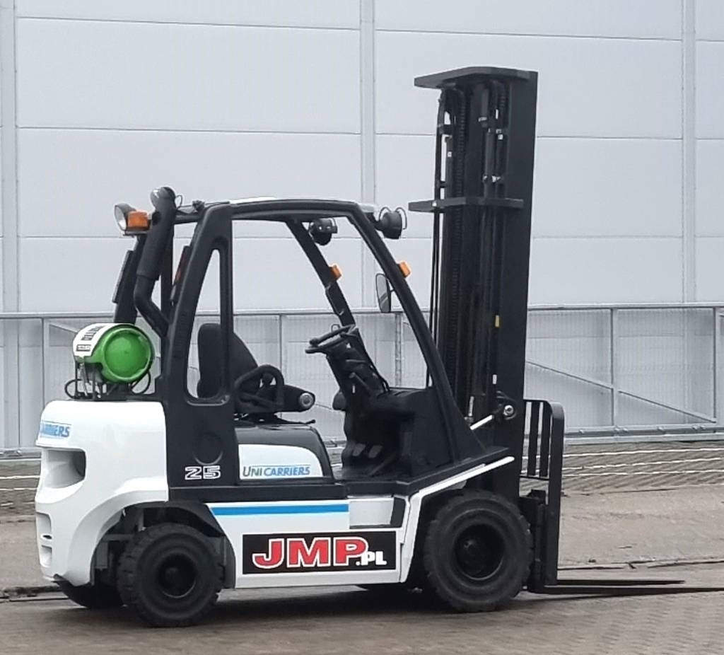 מלגזת LPG UniCarriers U1D2A25LQ DX25: תמונה 9 מלגזת LPG UniCarriers U1D2A25LQ DX25: תמונה 9