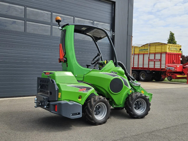 Avant 528 Rental mini-shovel - מעמיס רצועות קומפקטי: תמונה 3 Avant 528 Rental mini-shovel - מעמיס רצועות קומפקטי: תמונה 3