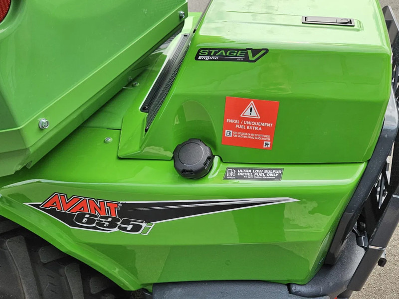 מעמיס רצועות קומפקטי Avant 635i Rental mini-shovel: תמונה 14