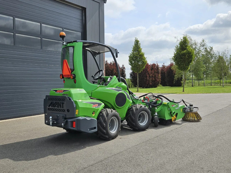 Avant 645i Rental mini-shovel - מעמיס רצועות קומפקטי: תמונה 4 Avant 645i Rental mini-shovel - מעמיס רצועות קומפקטי: תמונה 4