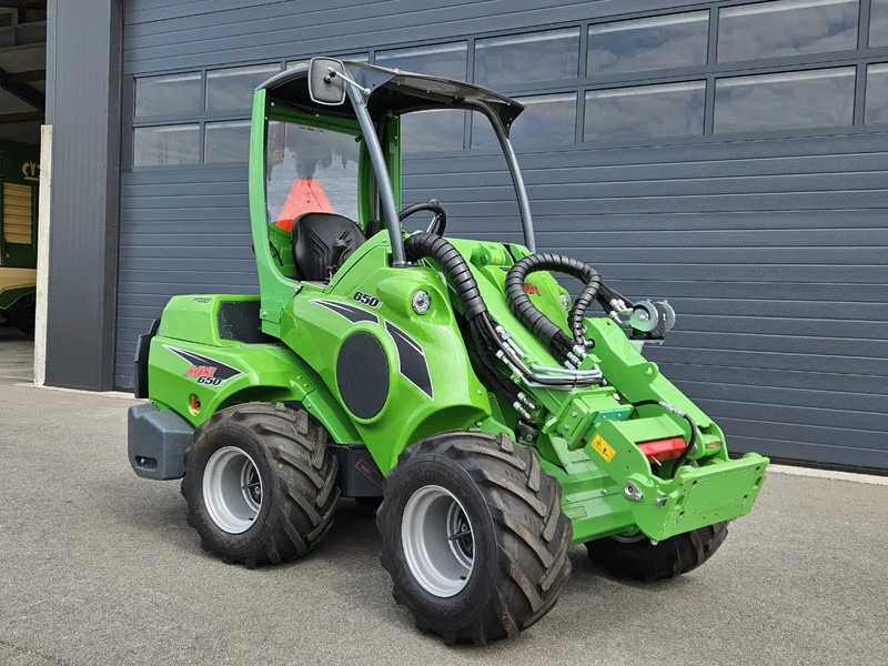 Avant 650i Rental mini-shovel - מעמיס רצועות קומפקטי: תמונה 1 Avant 650i Rental mini-shovel - מעמיס רצועות קומפקטי: תמונה 1