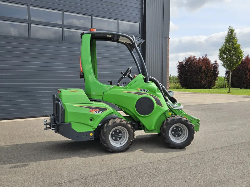 Avant E527 mini-shovel - מעמיס רצועות קומפקטי: תמונה 3 Avant E527 mini-shovel - מעמיס רצועות קומפקטי: תמונה 3
