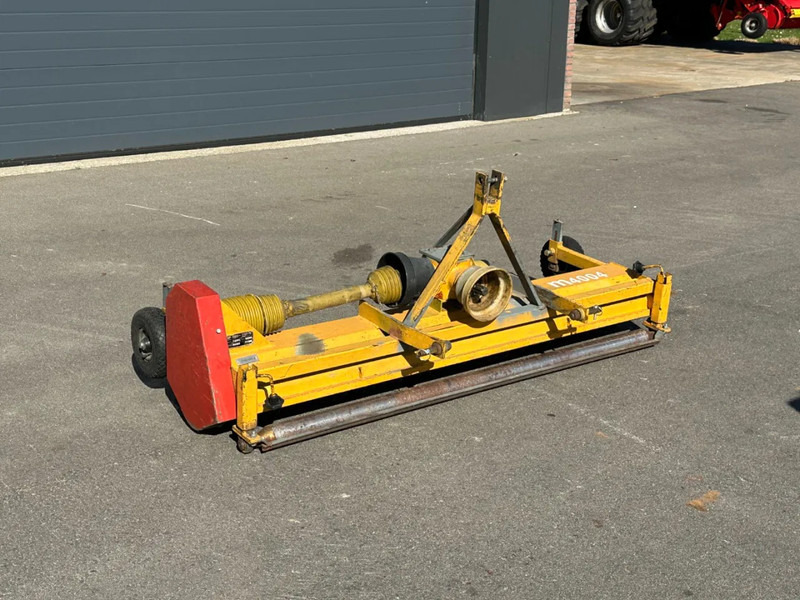 Diversen Verticuteermachine M4004 - שתיל גינה: תמונה 1 Diversen Verticuteermachine M4004 - שתיל גינה: תמונה 1