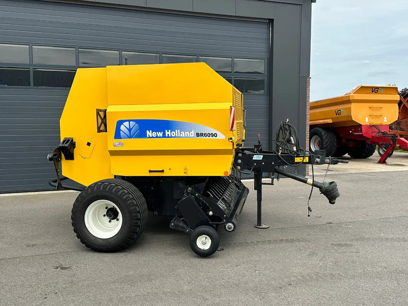 New Holland BR6090 balenpers - מכונה חקלאית: תמונה 2 New Holland BR6090 balenpers - מכונה חקלאית: תמונה 2