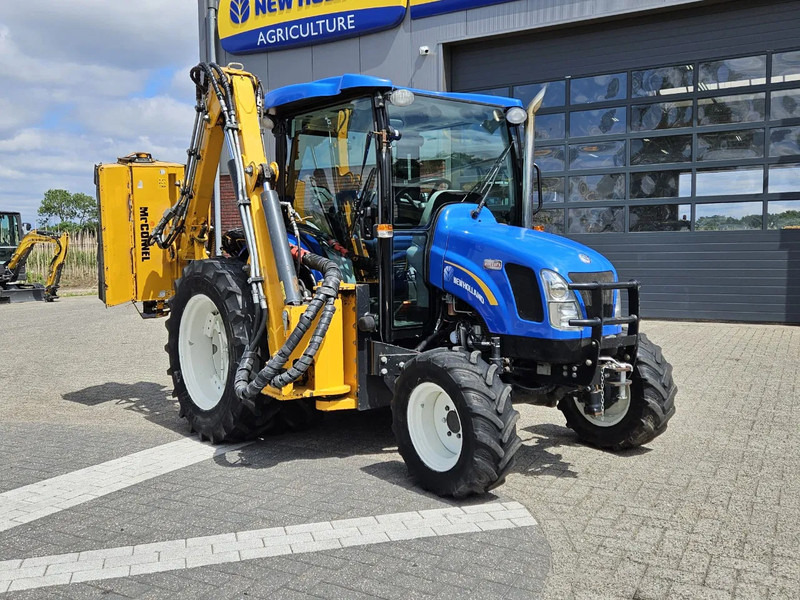 New Holland Boomer 3050 met Bos Maaiarm - טרקטור קומפקטי: תמונה 1 New Holland Boomer 3050 met Bos Maaiarm - טרקטור קומפקטי: תמונה 1