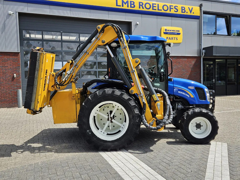 New Holland Boomer 3050 met Bos Maaiarm - טרקטור קומפקטי: תמונה 3 New Holland Boomer 3050 met Bos Maaiarm - טרקטור קומפקטי: תמונה 3