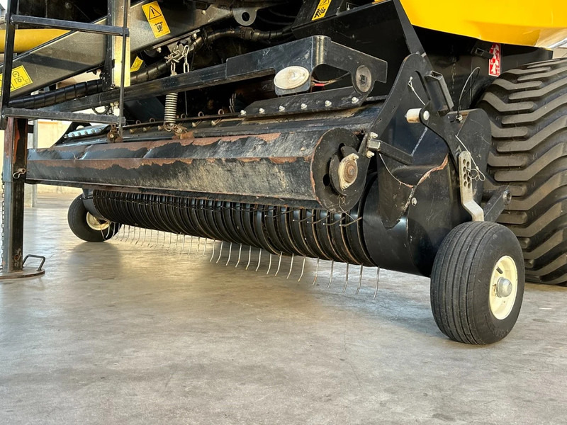 New Holland Roll baler 125 - מקצרה: תמונה 4 New Holland Roll baler 125 - מקצרה: תמונה 4