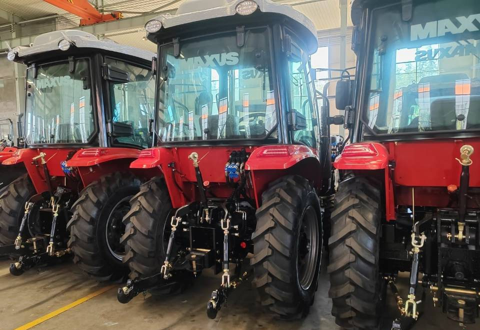 NEW MAXUS 50 HP 4x4 Tractor Euro 5 Warranty up to 10 YEARS НОВИЙ MAXUS 50 К.с. 4x4 Трактор Euro 5 Гарантія до 10 РОКІВ NOWY MAXUS 50 KM 4x4 Ciągnik Euro 5 Gwarancja do 10 LAT - טרקטור חקלאי: תמונה 4 NEW MAXUS 50 HP 4x4 Tractor Euro 5 Warranty up to 10 YEARS НОВИЙ MAXUS 50 К.с. 4x4 Трактор Euro 5 Гарантія до 10 РОКІВ NOWY MAXUS 50 KM 4x4 Ciągnik Euro 5 Gwarancja do 10 LAT - טרקטור חקלאי: תמונה 4