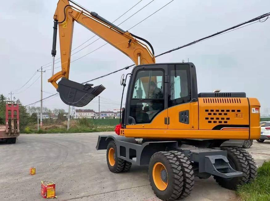 NEW MAXUS Cummins 14 TON Excavator Warranty up to 10 Years НОВА екскаватор MAXUS Cummins 14 ТОН Гарантія до 10 Років NOWA koparka MAXUS Cummins 14 TON Gwarancja do 10 LAT - מחפר גלגלים: תמונה 1 NEW MAXUS Cummins 14 TON Excavator Warranty up to 10 Years НОВА екскаватор MAXUS Cummins 14 ТОН Гарантія до 10 Років NOWA koparka MAXUS Cummins 14 TON Gwarancja do 10 LAT - מחפר גלגלים: תמונה 1