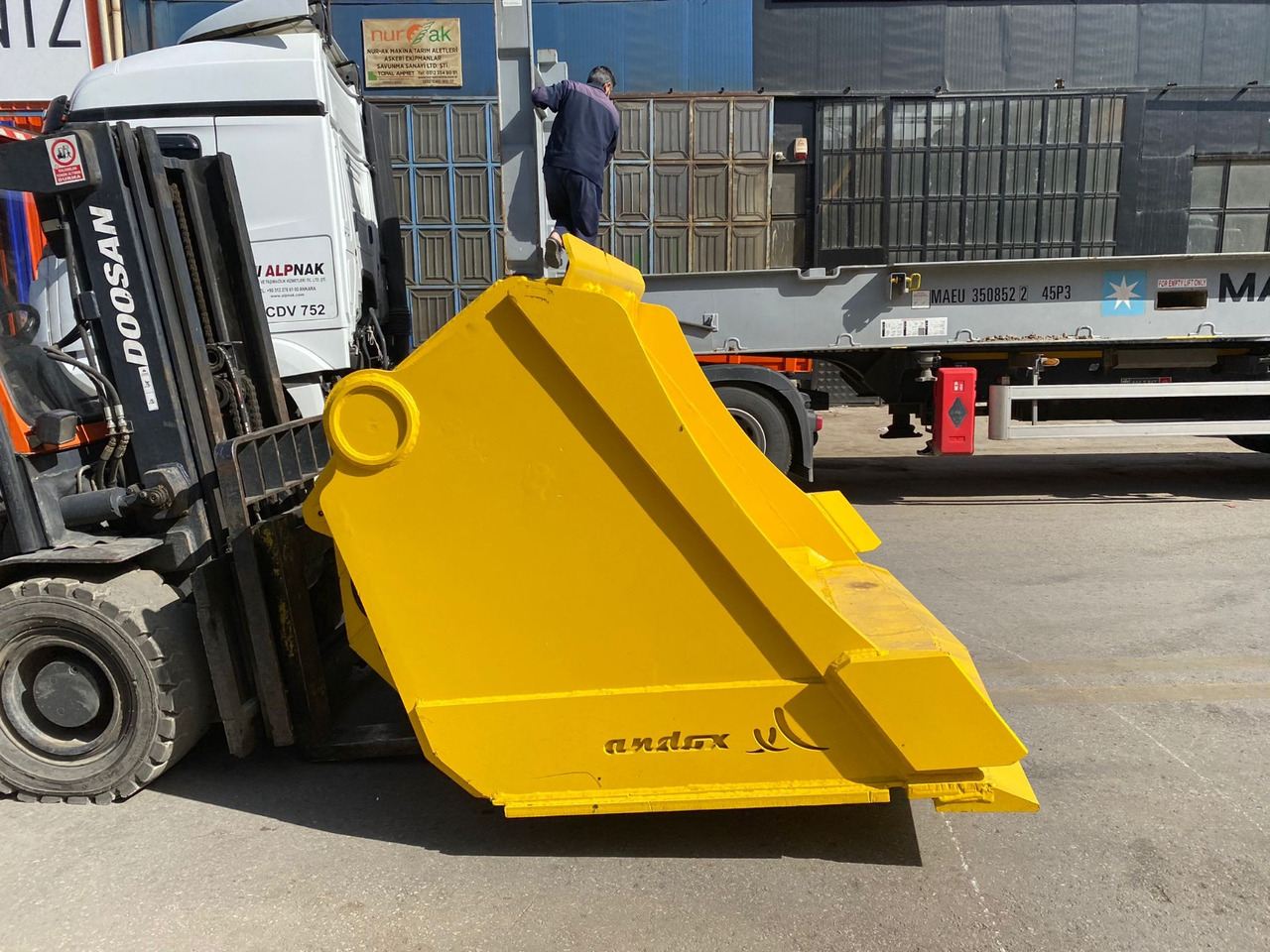 Atlas Copco - דלי מעמיס עבור מעמיס: תמונה 2 Atlas Copco - דלי מעמיס עבור מעמיס: תמונה 2