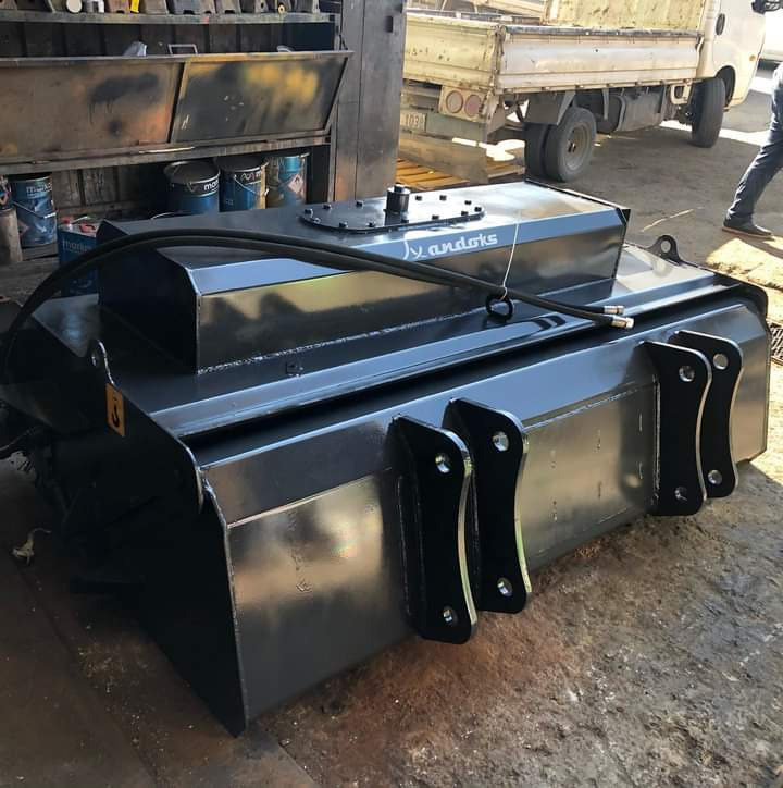 Bobcat - מטאטא עבור כלי רכב עירוני/ מיוחד: תמונה 4 Bobcat - מטאטא עבור כלי רכב עירוני/ מיוחד: תמונה 4