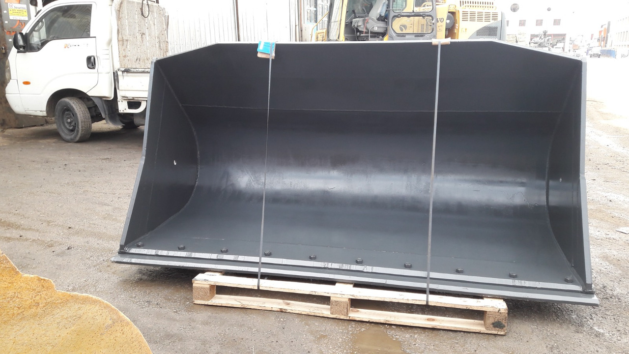 Hyundai HL770 - דלי מעמיס עבור מכונת בנייה: תמונה 1 Hyundai HL770 - דלי מעמיס עבור מכונת בנייה: תמונה 1