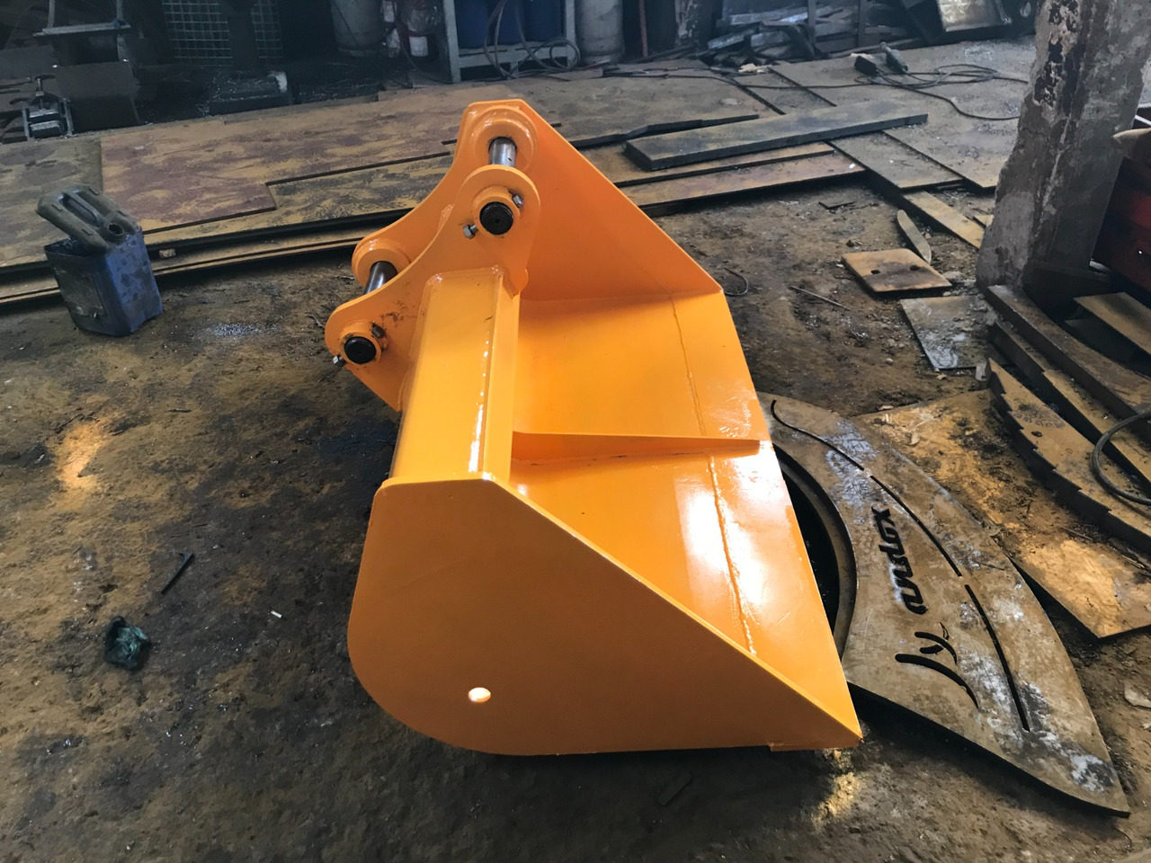 Volvo - דלי מעמיס עבור מכונת בנייה: תמונה 4 Volvo - דלי מעמיס עבור מכונת בנייה: תמונה 4