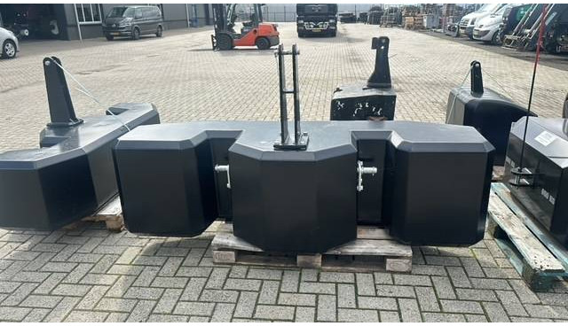 חָדָשׁ משקל נגד עבור מכונה חקלאית Gewichtenblok 2500 KG Ertscomposiet: תמונה 15