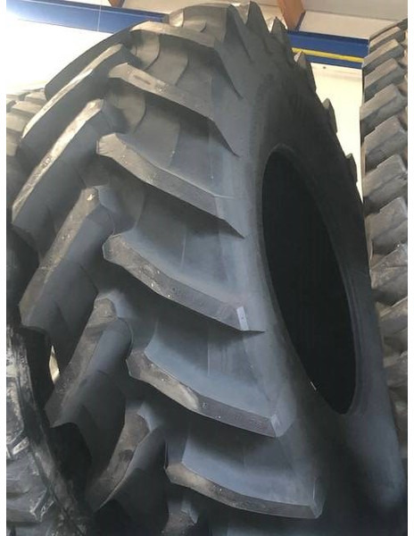 Trelleborg 650/85 R38 TM900 Hp - גלגלים וצמיגים עבור מכונה חקלאית: תמונה 3 Trelleborg 650/85 R38 TM900 Hp - גלגלים וצמיגים עבור מכונה חקלאית: תמונה 3