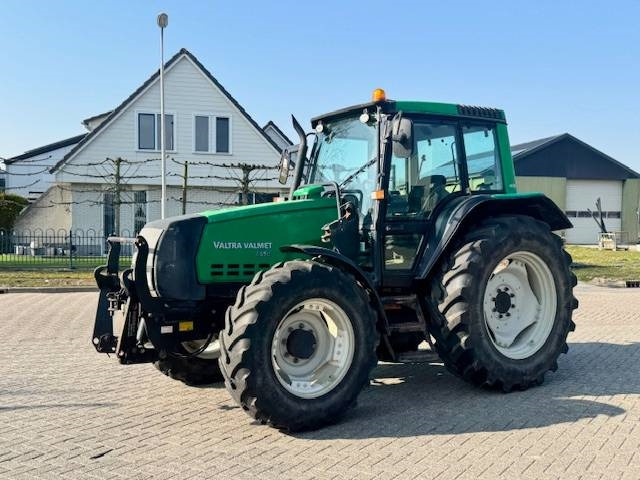 Valtra 6650 Hitech, FH+PTO, 8265 uur! - טרקטור חקלאי: תמונה 1 Valtra 6650 Hitech, FH+PTO, 8265 uur! - טרקטור חקלאי: תמונה 1