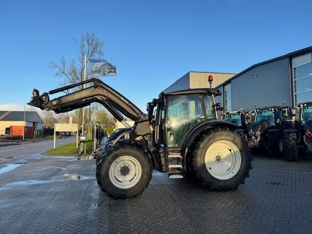 Valtra G115 hitech, 1625 uur, G4 voorlader! - טרקטור חקלאי: תמונה 2 Valtra G115 hitech, 1625 uur, G4 voorlader! - טרקטור חקלאי: תמונה 2