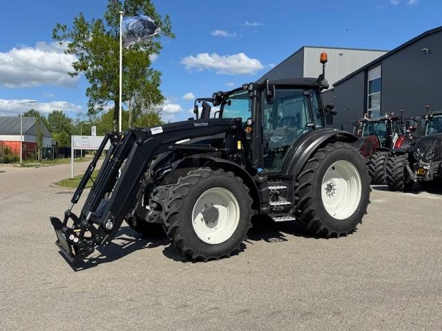 Valtra G125 Ecopower Active, 115 uur!! FH+PTO+Voorlader - טרקטור חקלאי: תמונה 1 Valtra G125 Ecopower Active, 115 uur!! FH+PTO+Voorlader - טרקטור חקלאי: תמונה 1