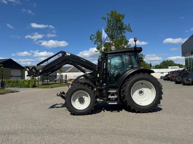 Valtra G125 Ecopower Active, 115 uur!! FH+PTO+Voorlader - טרקטור חקלאי: תמונה 5 Valtra G125 Ecopower Active, 115 uur!! FH+PTO+Voorlader - טרקטור חקלאי: תמונה 5