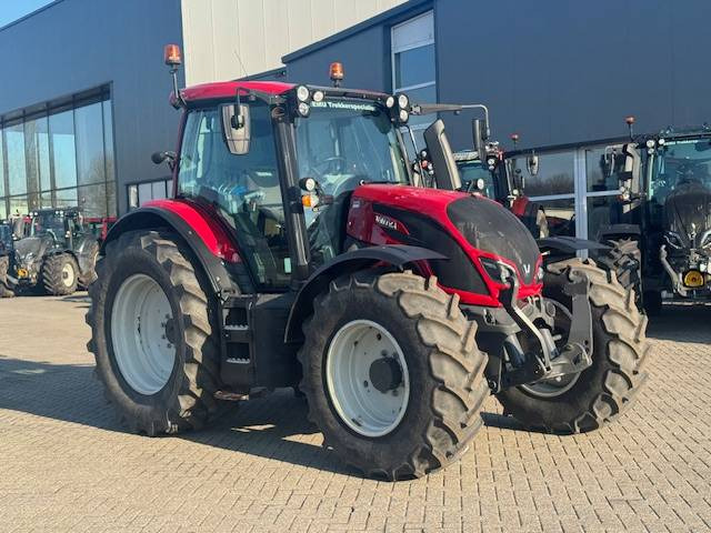 Valtra N134 Hitech - טרקטור חקלאי: תמונה 2 Valtra N134 Hitech - טרקטור חקלאי: תמונה 2