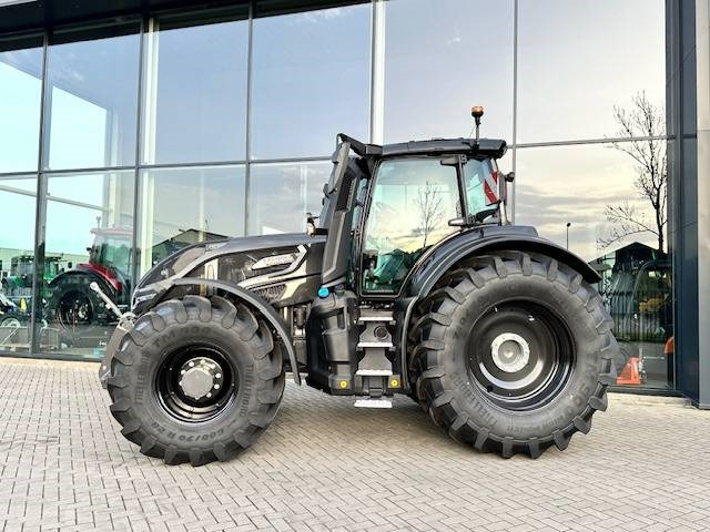 Valtra Q225 Alle opties! ook twintrac! - טרקטור חקלאי: תמונה 3 Valtra Q225 Alle opties! ook twintrac! - טרקטור חקלאי: תמונה 3