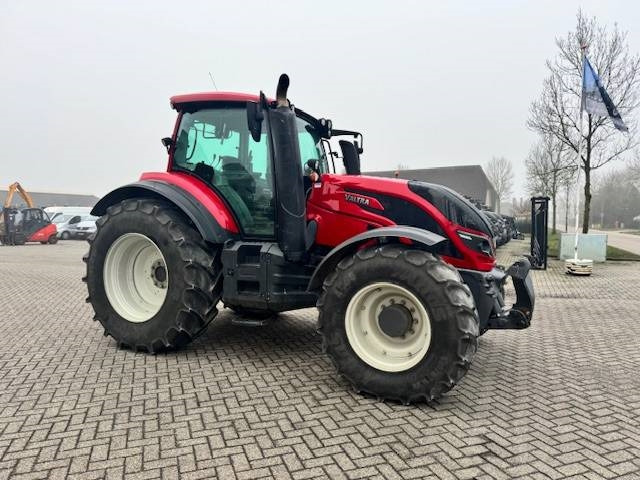 Valtra T144 Hitech - טרקטור חקלאי: תמונה 3 Valtra T144 Hitech - טרקטור חקלאי: תמונה 3
