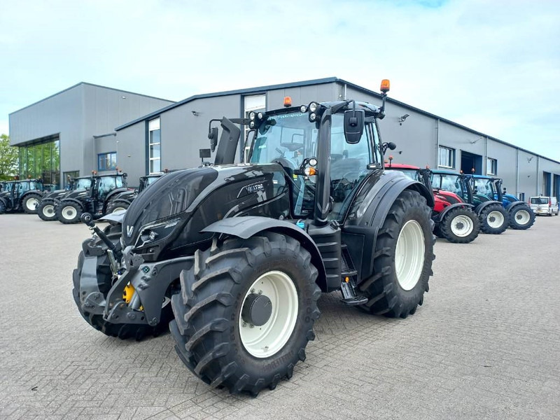 Valtra T174 Direct Smart Touch, 2021, 450 hours! - טרקטור חקלאי: תמונה 1 Valtra T174 Direct Smart Touch, 2021, 450 hours! - טרקטור חקלאי: תמונה 1