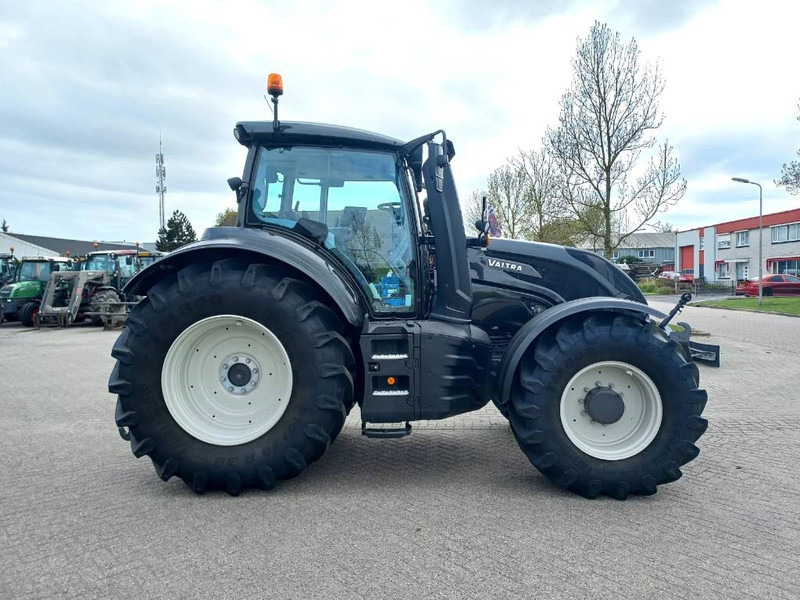 Valtra T174 Direct Smart Touch, 2021, 450 hours! - טרקטור חקלאי: תמונה 4 Valtra T174 Direct Smart Touch, 2021, 450 hours! - טרקטור חקלאי: תמונה 4