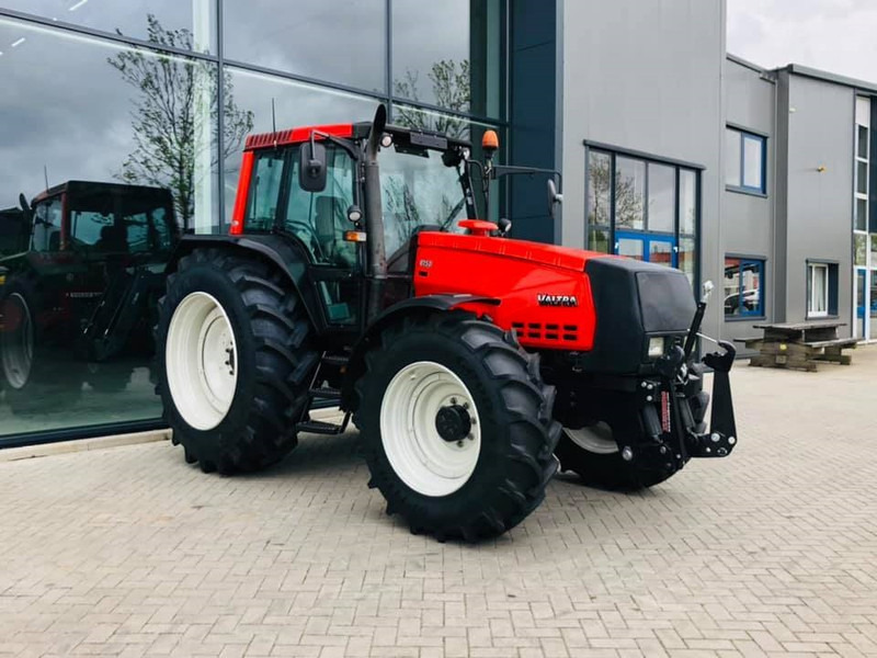 Valtra Valmet Zuidberg Fronthef - טרקטור חקלאי: תמונה 1 Valtra Valmet Zuidberg Fronthef - טרקטור חקלאי: תמונה 1