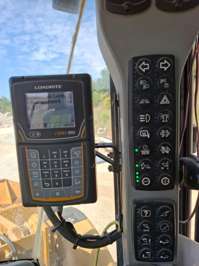 מעמיס גלגלים Caterpillar 972K: תמונה 12
