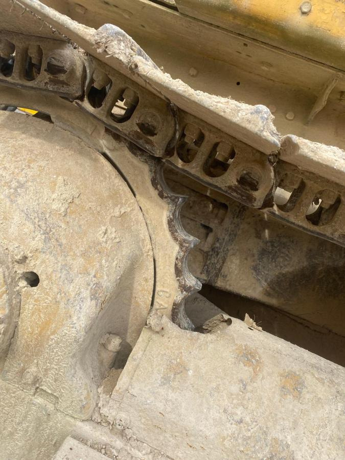 דחפור Caterpillar D4D: תמונה 11