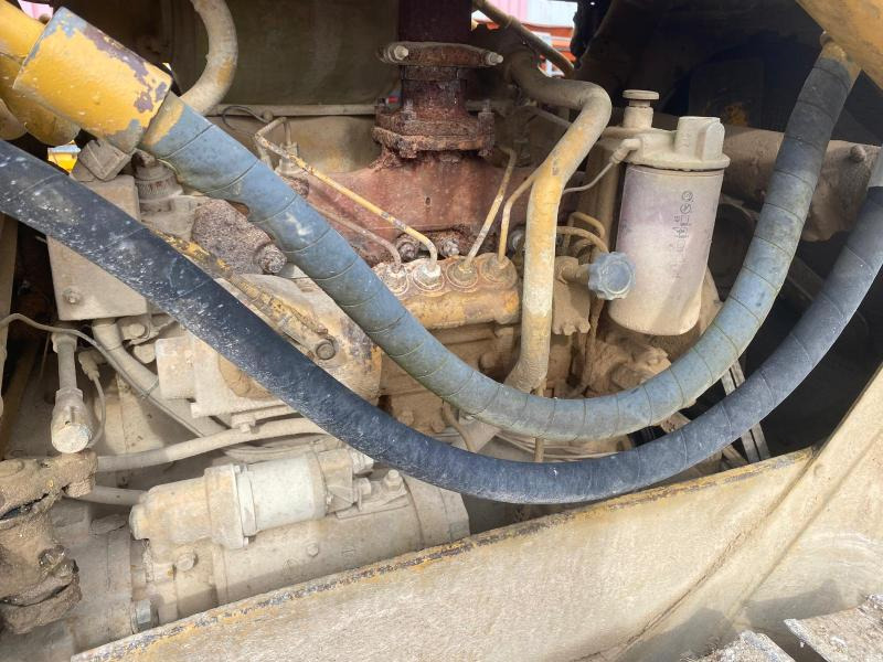 דחפור Caterpillar D4D: תמונה 10