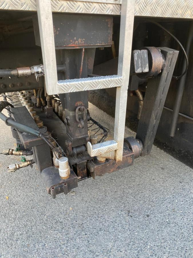 הַחכָּרָה Renault Premium 300 CV Renault Premium 300 CV: תמונה 18