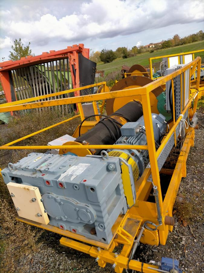 - כננת: תמונה 3 - כננת: תמונה 3