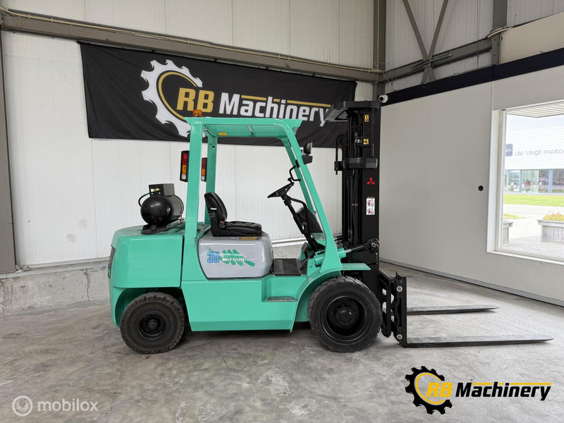 Mitsubishi AF 50154 type 35 3.500 KG LPG - מלגזה: תמונה 2 Mitsubishi AF 50154 type 35 3.500 KG LPG - מלגזה: תמונה 2
