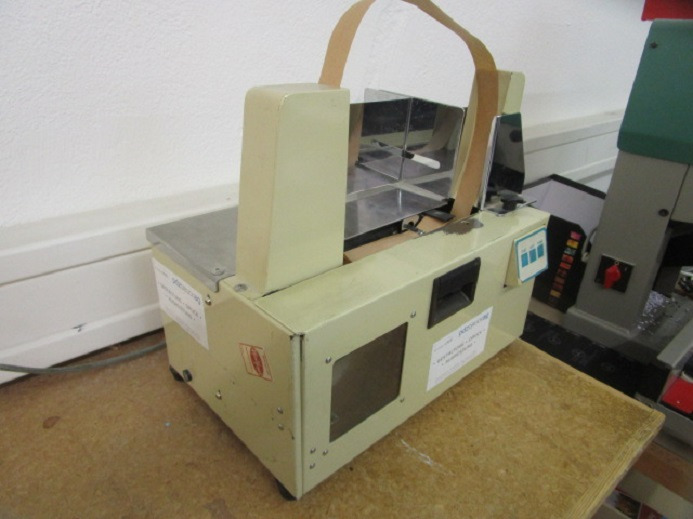 BANDEROLIERMASCHINE TANNER JC200 80 - מכונת אריזה: תמונה 3 BANDEROLIERMASCHINE TANNER JC200 80 - מכונת אריזה: תמונה 3