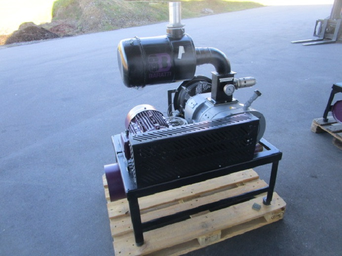 BARRATI VAKUUMPUMPE MIT GESTELL MIT ANSAUGFILTER UND SCHALLDÄMPFER - מכונת אריזה: תמונה 4 BARRATI VAKUUMPUMPE MIT GESTELL MIT ANSAUGFILTER UND SCHALLDÄMPFER - מכונת אריזה: תמונה 4