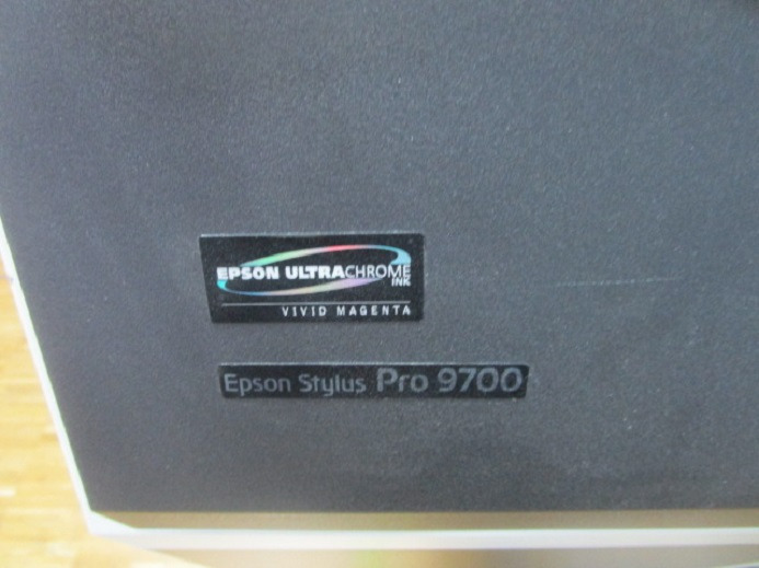 EPSON STYLUS PRO 9700 - מכונת הדפסה דיגיטלית: תמונה 4 EPSON STYLUS PRO 9700 - מכונת הדפסה דיגיטלית: תמונה 4