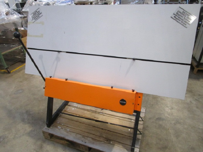 PLATTENSTANZE BACHER CONTROL 2000 - מכונת הדפסה: תמונה 1 PLATTENSTANZE BACHER CONTROL 2000 - מכונת הדפסה: תמונה 1